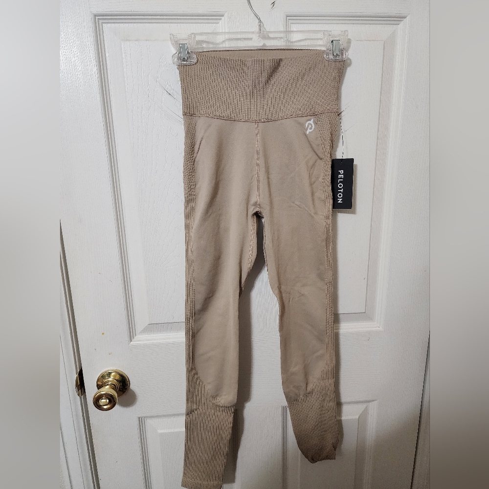Peloton Tan Leggings Size XS NWT